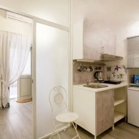 Iris Apartment, Comfort Nel Cuore Di Apartment *